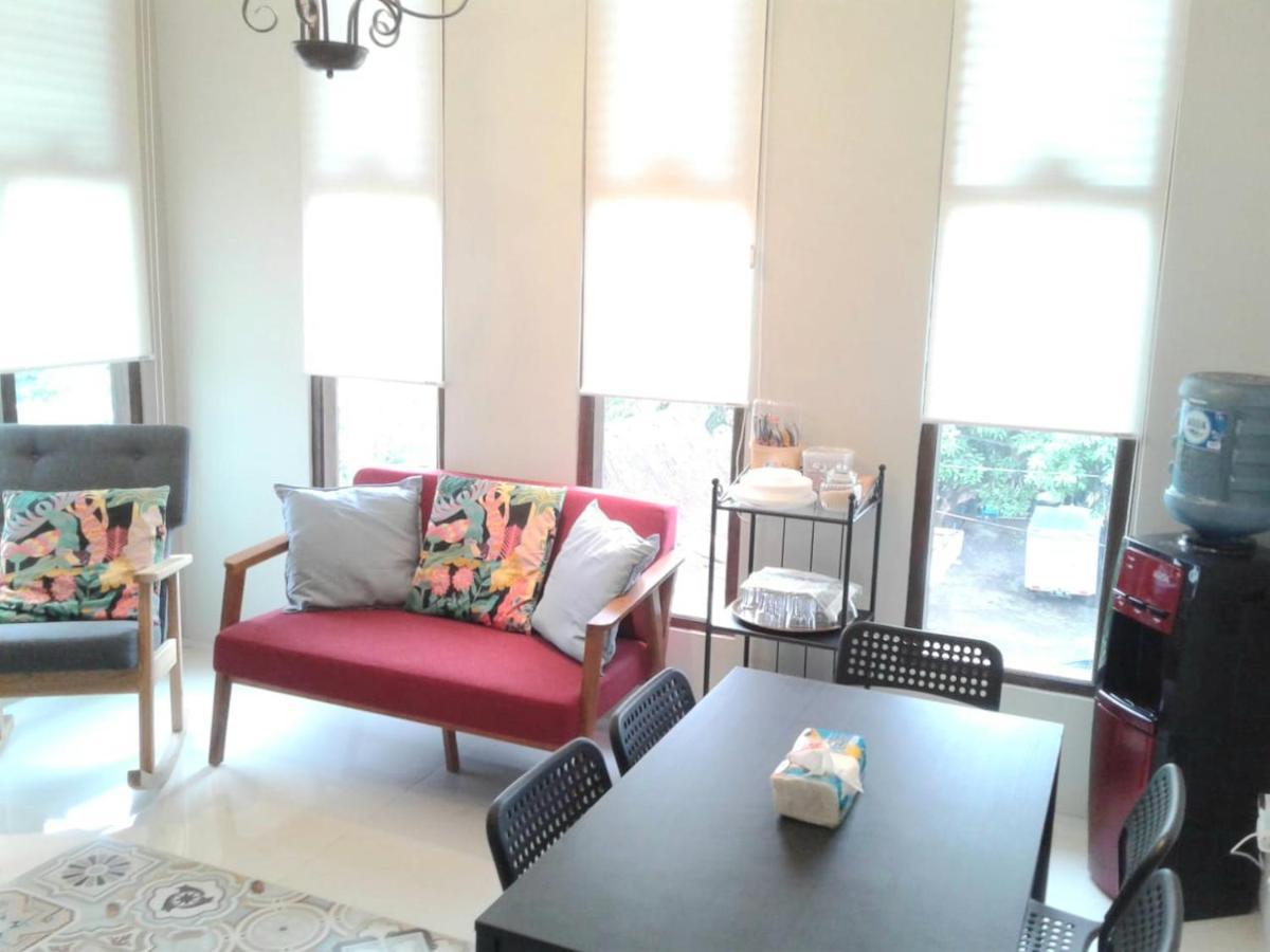 Sabi Guest House - Strategic Family -Married Couples Only- Hostel In Prawirotaman Yogyakarta Exterior foto