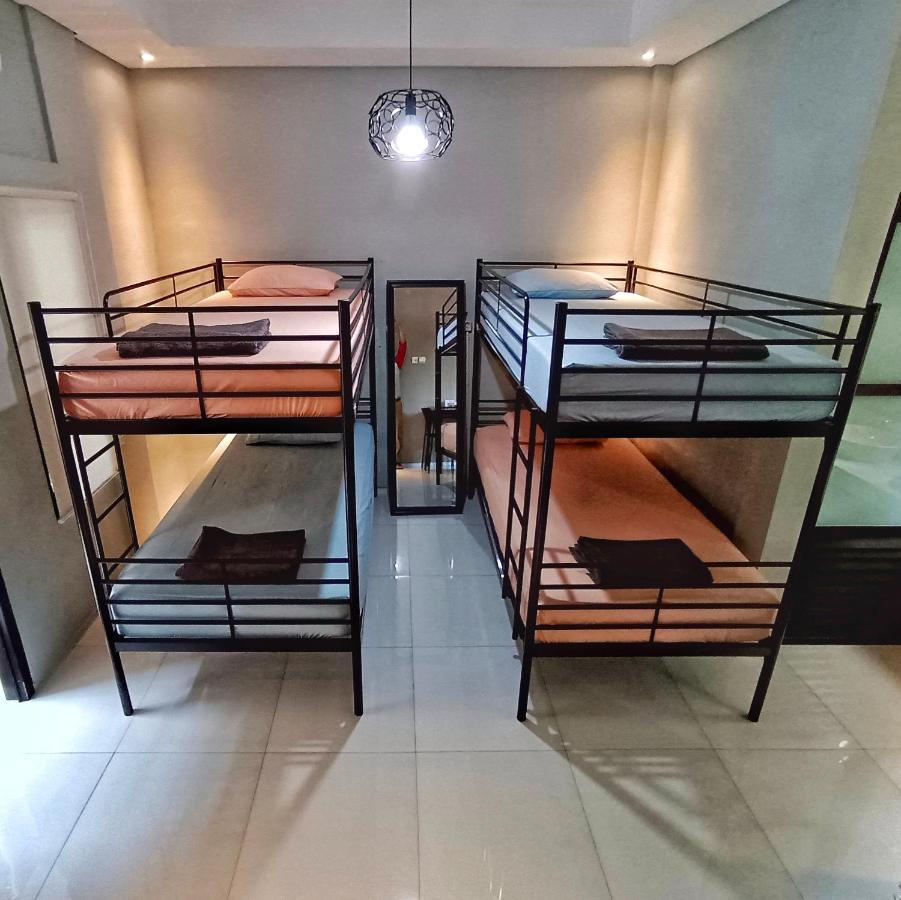 Sabi Guest House - Strategic Family -Married Couples Only- Hostel In Prawirotaman Yogyakarta Exterior foto